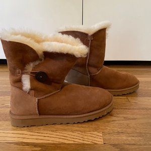 UGG Boots, Chestnut, Size 11